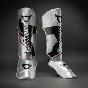 Протектори за крака - Ringhorns Charger by Venum Shin Guards - Silver/Black